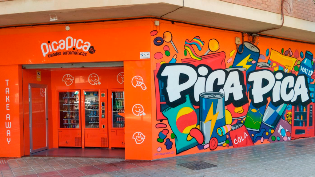 Tienda PicaPica24h decorada